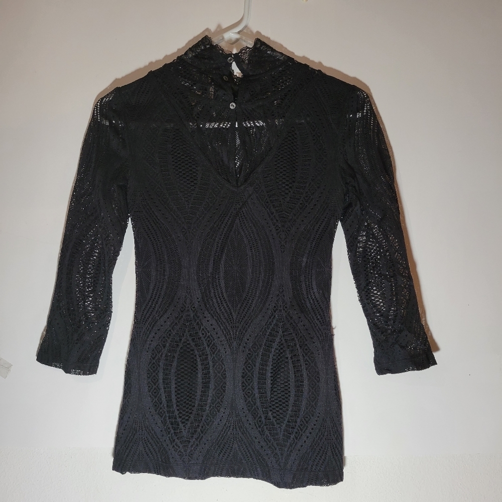 Womens XS Free People black open weave lace 3/4 sleeve top - Picture 8 of 8